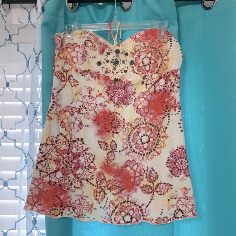 Backless/tie around the neck top